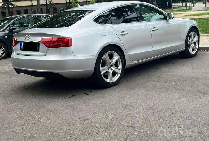 Audi A5 8T Sportback liftback
