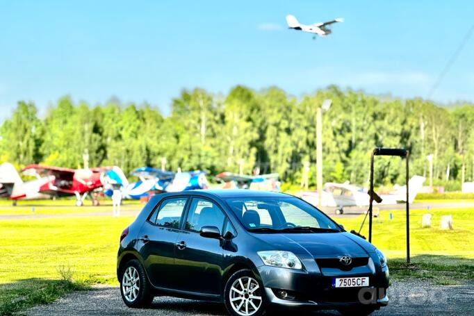 Toyota Auris 1 generation Hatchback 5-doors
