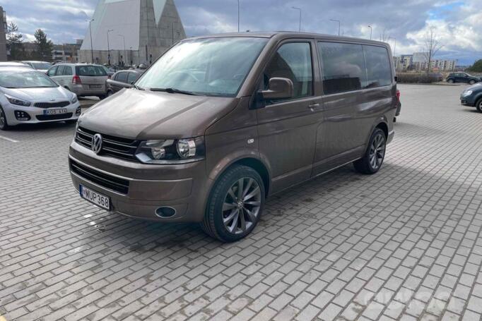 Volkswagen Transporter T5 Minivan 4-doors