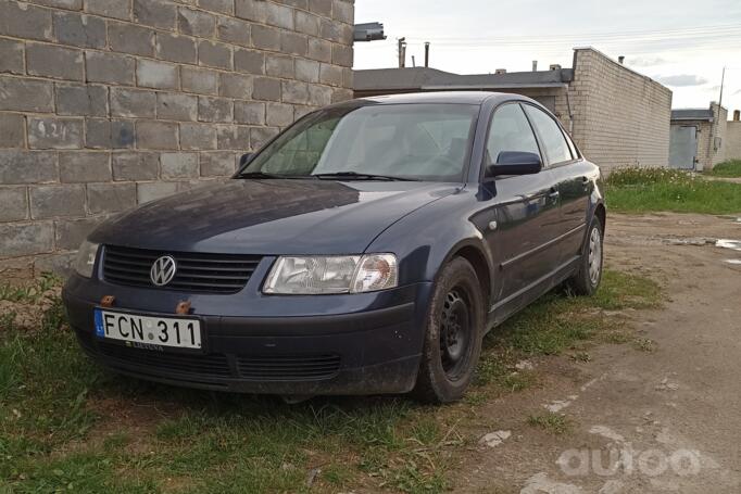 Volkswagen Passat B5 Sedan 4-doors