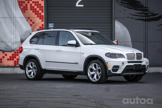 BMW X5 E70 [restyling] Crossover