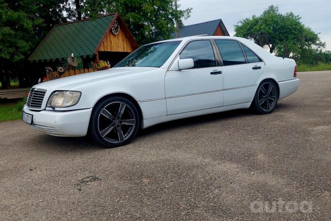 Mercedes-Benz S-Class W126 / C126 [restyling] Sedan