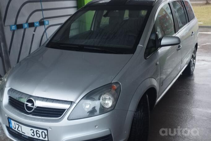 Opel Zafira B Minivan 5-doors