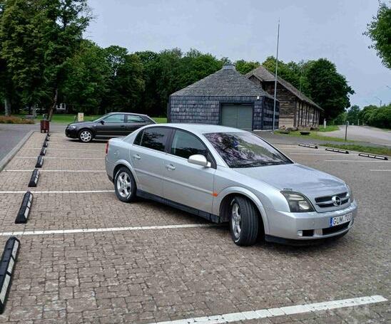 Opel Vectra C Sedan 4-doors