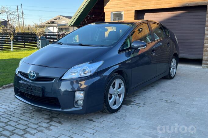 Toyota Prius 3 generation Hatchback 5-doors