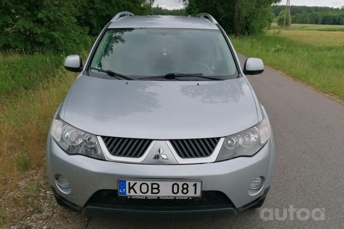 Mitsubishi Outlander 2 generation