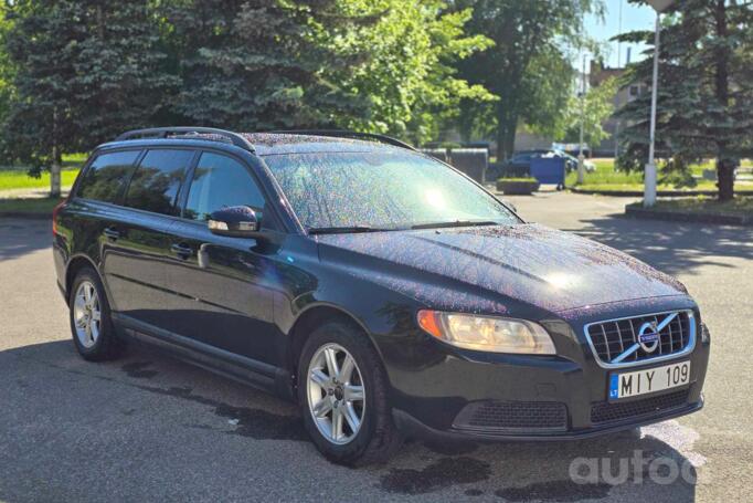 Volvo V70 3 generation wagon