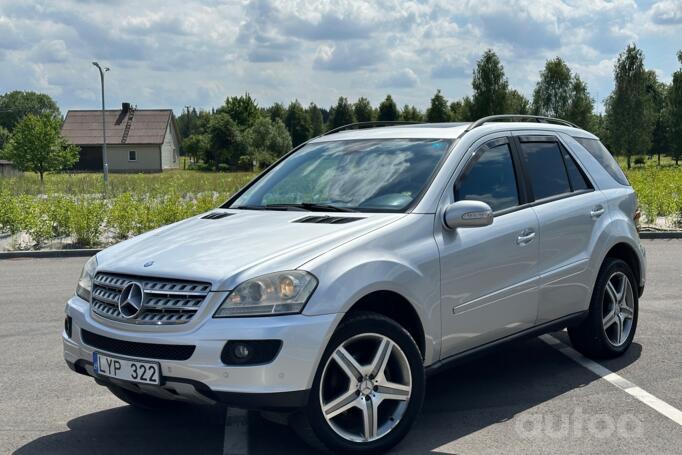 Mercedes-Benz M-Class W164 Crossover 5-doors