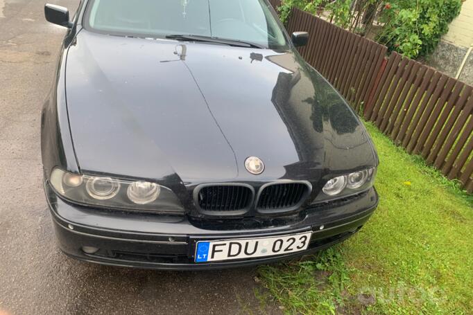 BMW 5 Series E39 Sedan 4-doors