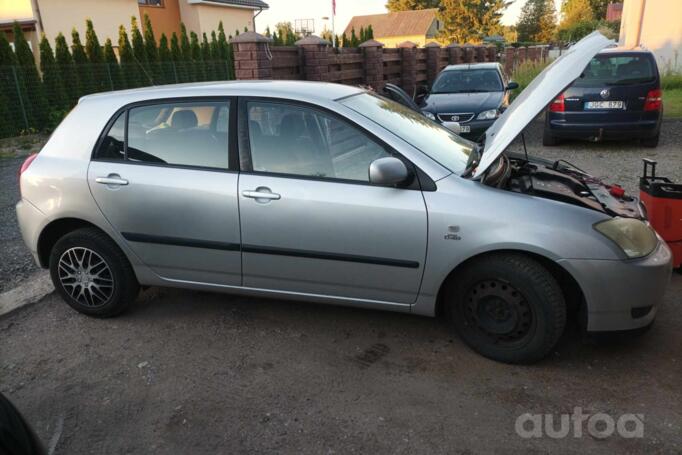 Toyota Corolla E120 Hatchback 5-doors