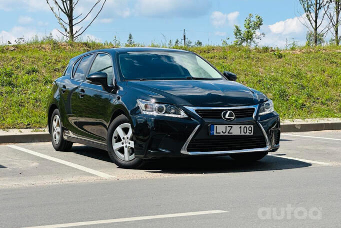 Lexus CT 1 generation [restyling] Hatchback 5-doors