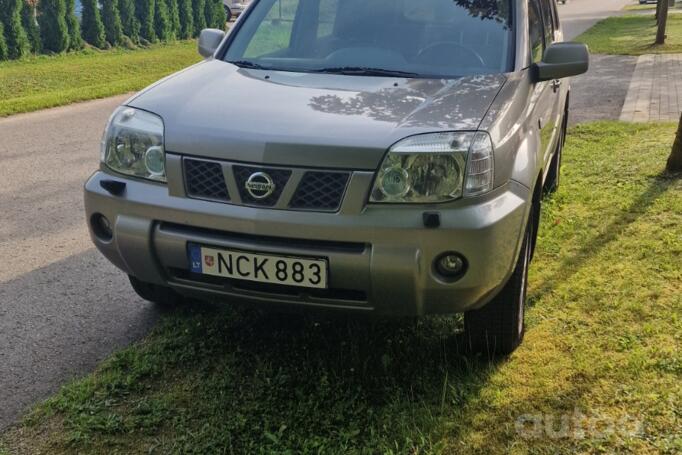 Nissan X-Trail T30 Crossover