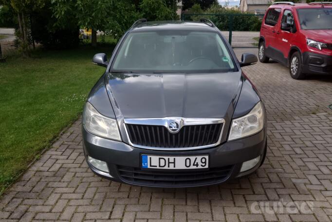 Skoda Octavia 2 generation [restyling] Combi wagon 5-doors