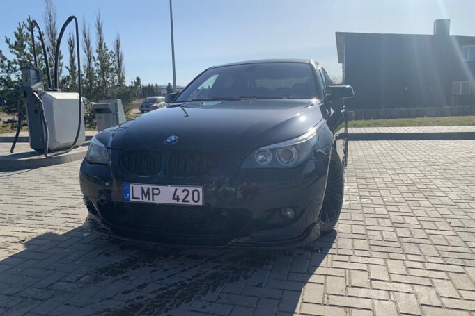 BMW 5 Series E60/E61 Sedan