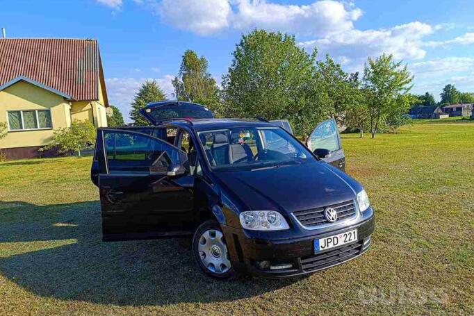 Volkswagen Touran 1 generation Minivan