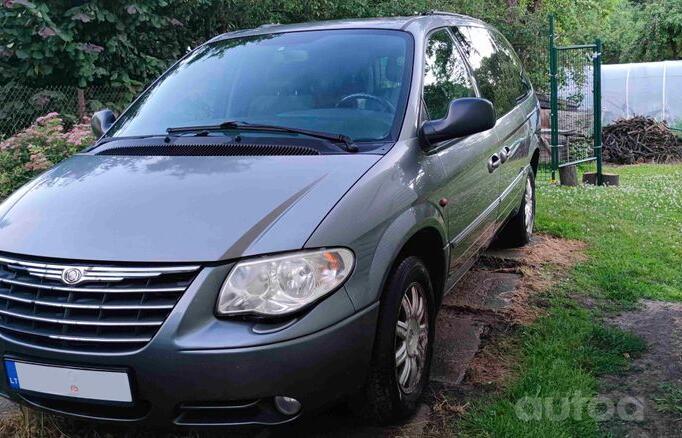 Chrysler Voyager 4 generation [restyling] Minivan Grand