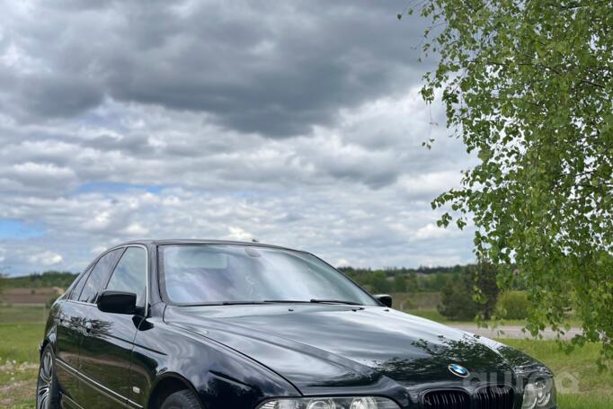 BMW 5 Series E39 Sedan 4-doors