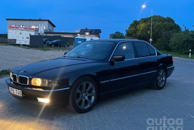 BMW 7 Series E38 Sedan