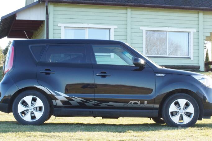 Kia Soul 2 generation Hatchback