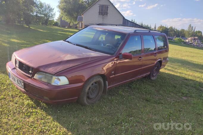 Volvo V70 1 generation wagon