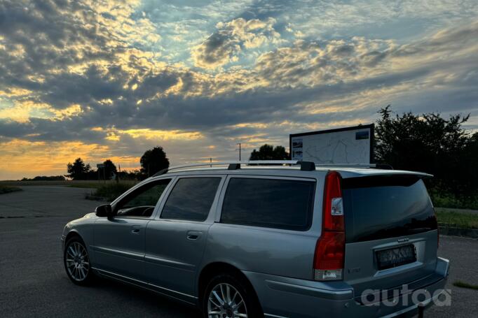 Volvo V70 2 generation [restyling] wagon 5-doors