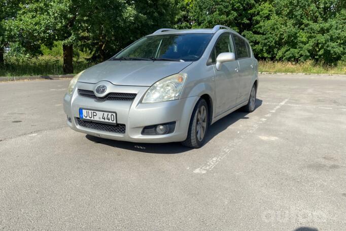 Toyota Corolla Verso 1 generation [restyling] -2 generation