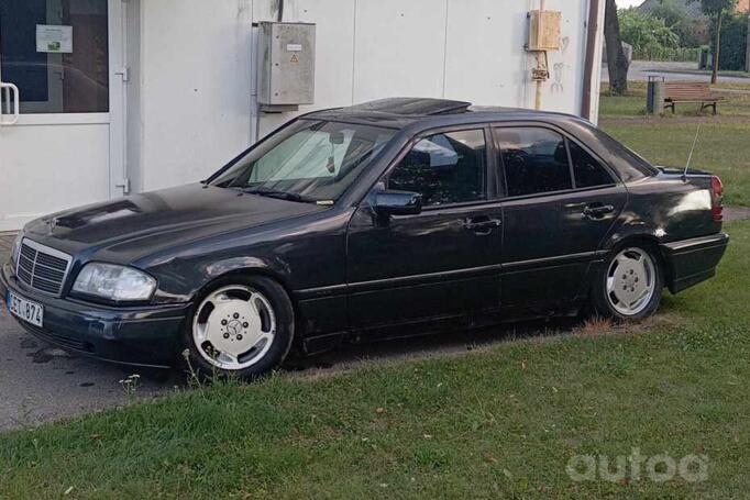 Mercedes-Benz C-Class W202/S202 Sedan