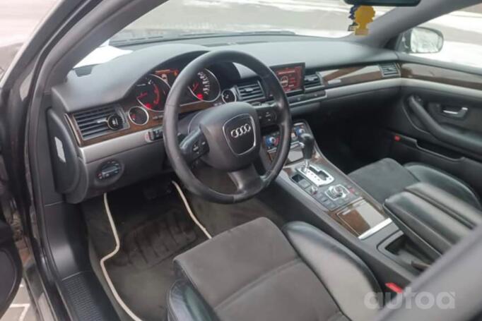 Audi A8 D3/4E [2th restyling] Sedan