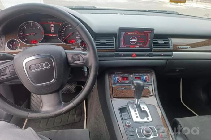 Audi A8 D3/4E [2th restyling] Sedan