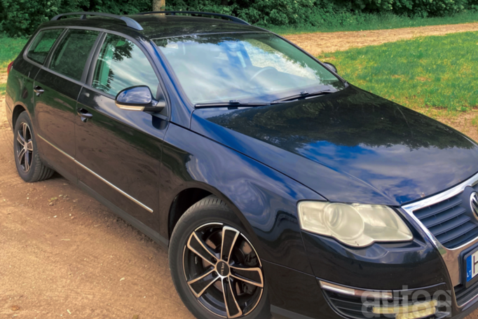 Volkswagen Passat B6 wagon 5-doors