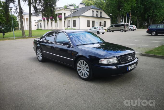 Audi A8 D2/4D Sedan 4-doors