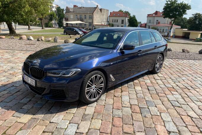 BMW 5 Series G30 Touring wagon