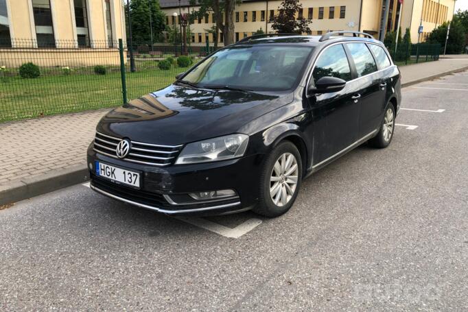 Volkswagen Passat B7 Variant wagon 5-doors