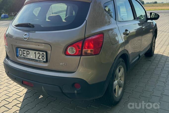 Nissan Qashqai 1 generation Crossover 5-doors