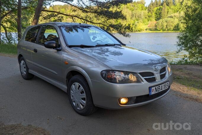 Nissan Almera N16 Hatchback 3-doors