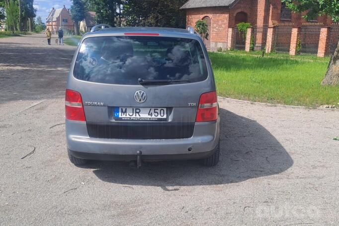 Volkswagen Touran 1 generation Minivan