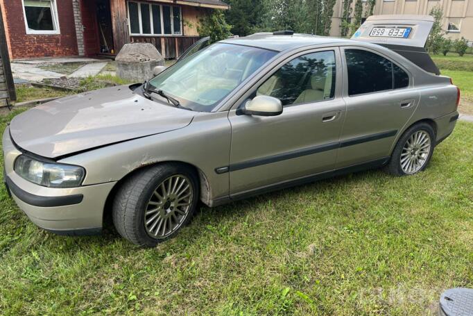 Volvo S60 1 generation Sedan