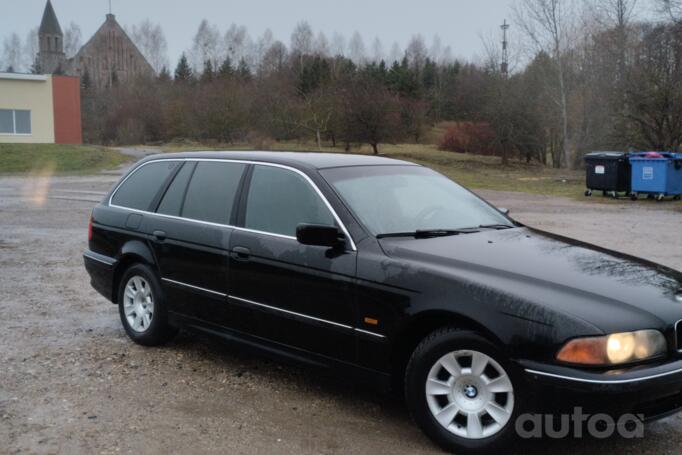 BMW 5 Series E39 Touring wagon