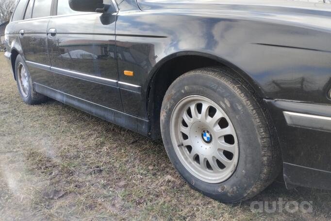 BMW 5 Series E39 Touring wagon