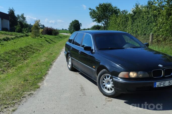 BMW 5 Series E39 Touring wagon