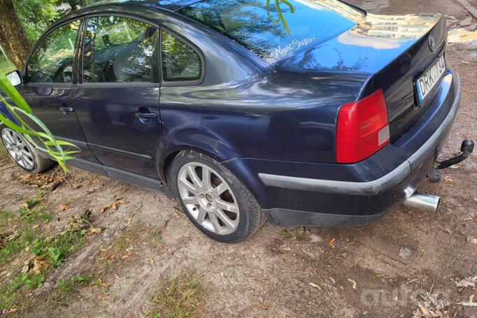 Volkswagen Passat B5 Sedan 4-doors