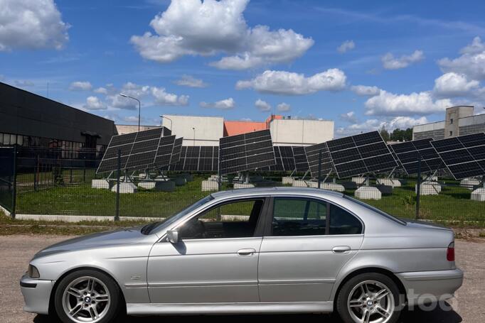 BMW 5 Series E39 Sedan 4-doors