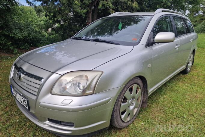 Toyota Avensis 2 generation wagon