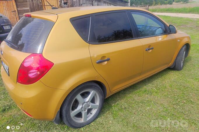 Kia Cee'd 1 generation Hatchback 5-doors