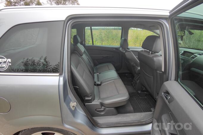 Opel Zafira B Minivan 5-doors