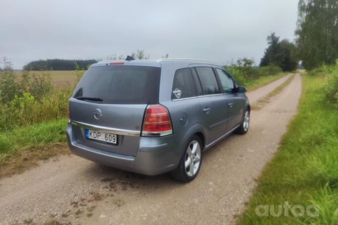 Opel Zafira B Minivan 5-doors