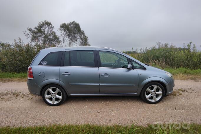 Opel Zafira B Minivan 5-doors