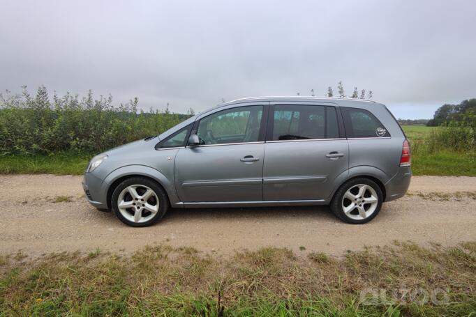 Opel Zafira B Minivan 5-doors