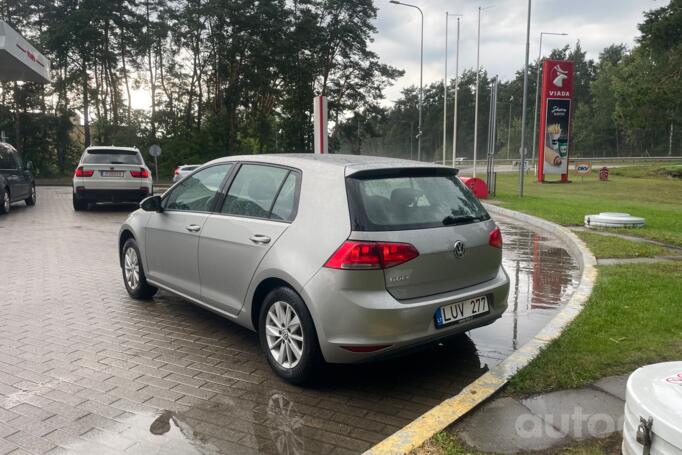 Volkswagen Golf 7 generation Hatchback 5-doors