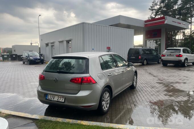 Volkswagen Golf 7 generation Hatchback 5-doors